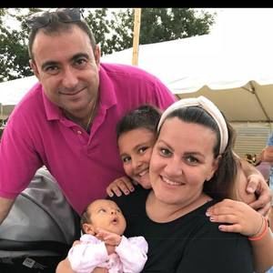 Meet your Posher, Dina